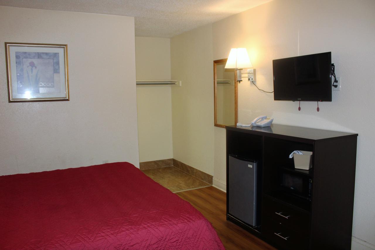 Fairview Inn Wilmington Bagian luar foto